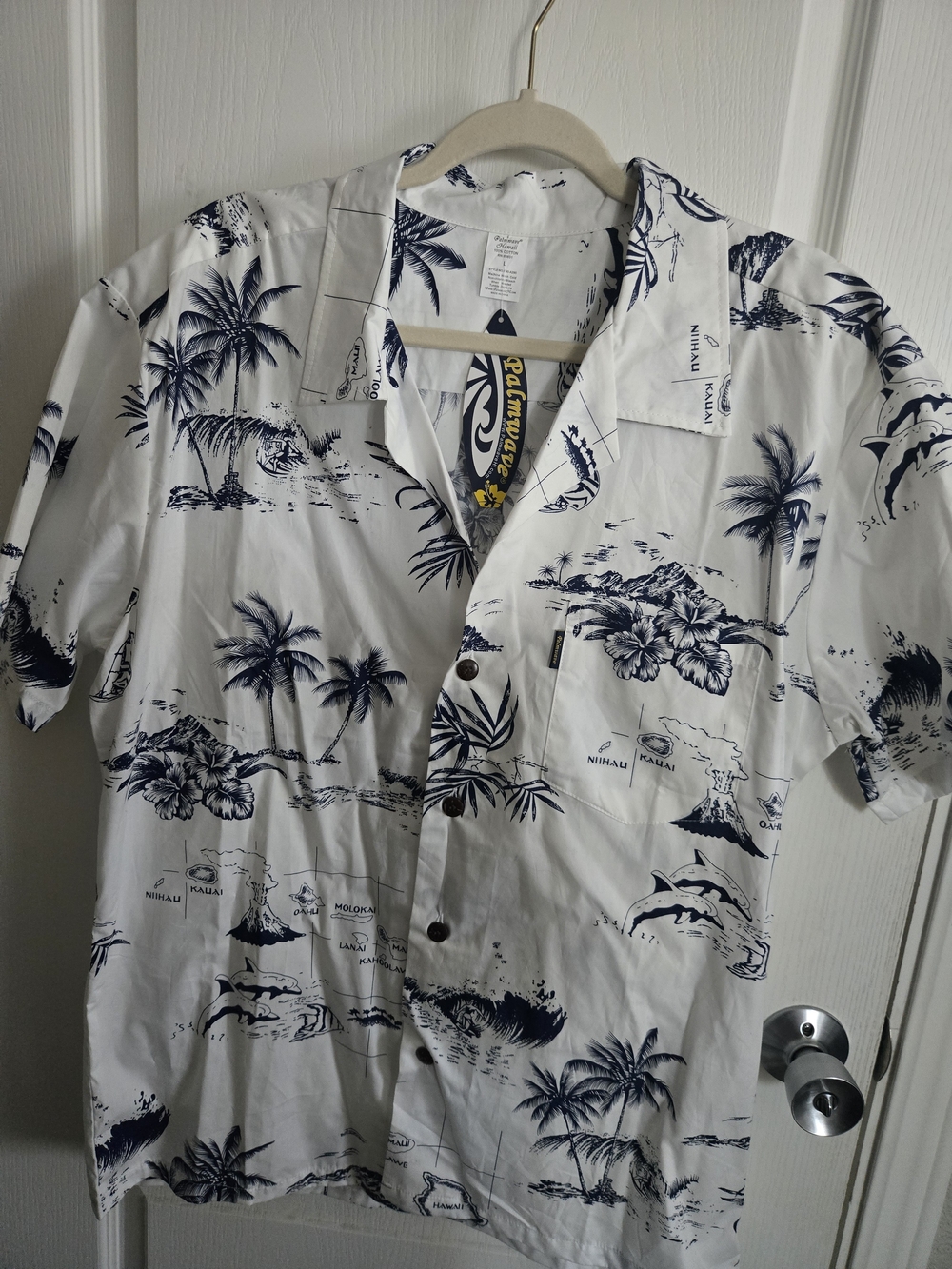 Men's White & Navy Tropical Print Short-Sleeve Button-Down Shirt